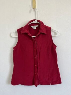 Petite Sophisticate Sleeveless Button-Down Top in Crimson Red Size 2